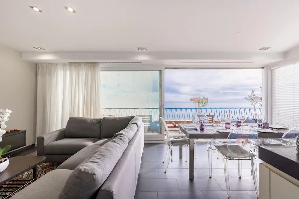 아파트 3 Bedrooms Duplex Penthouse - Monaco Border 2Min Walking Distance 로퀴에브륀캡마르탱 프랑스