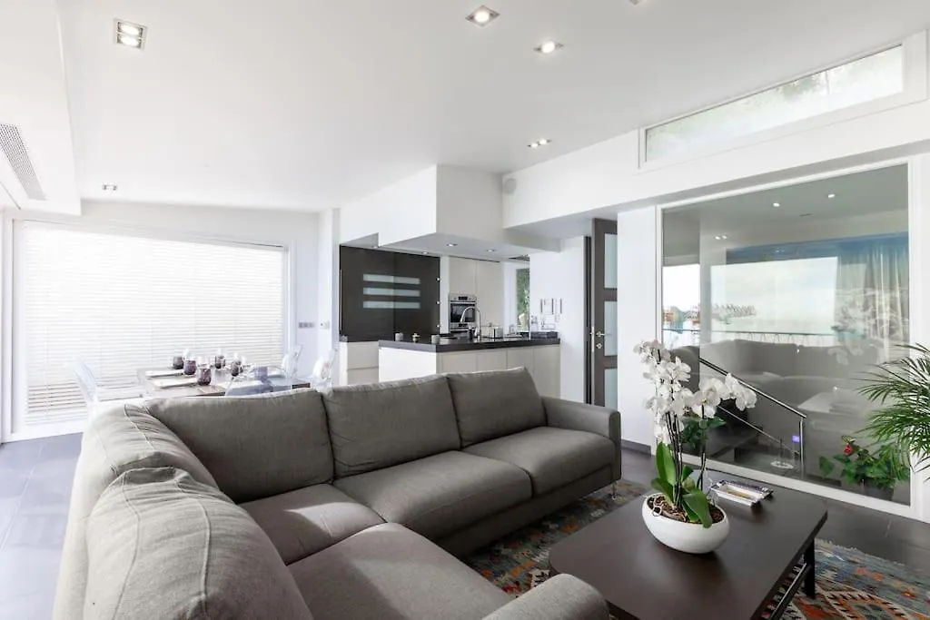 3 Bedrooms Duplex Penthouse - Monaco Border 2Min Walking Distance 로퀴에브륀캡마르탱