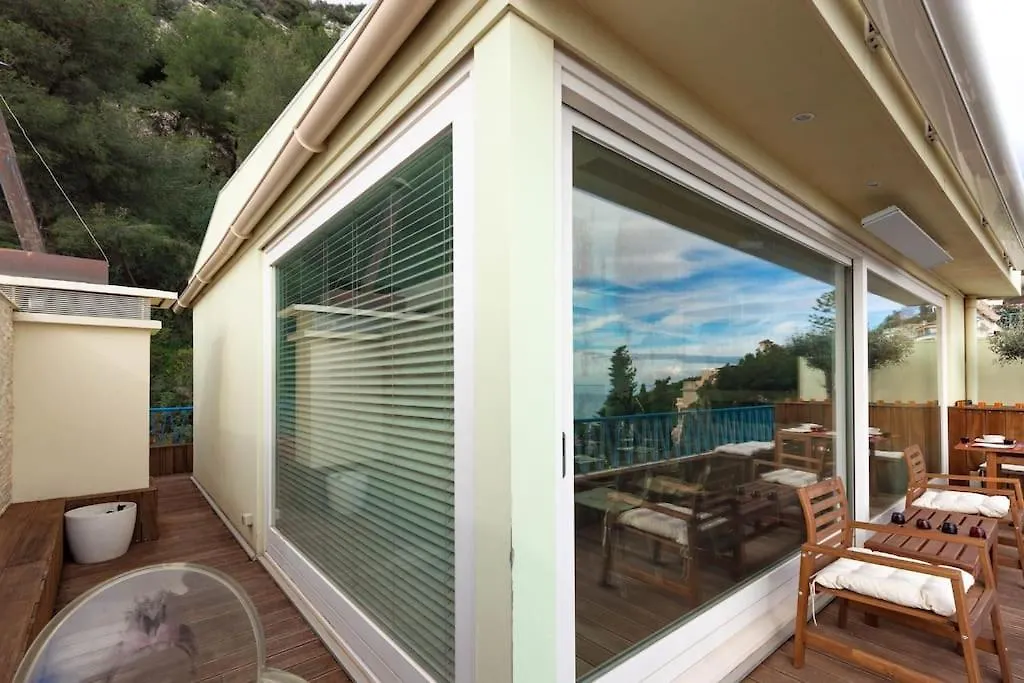 3 Bedrooms Duplex Penthouse - Monaco Border 2Min Walking Distance 로퀴에브륀캡마르탱 프랑스