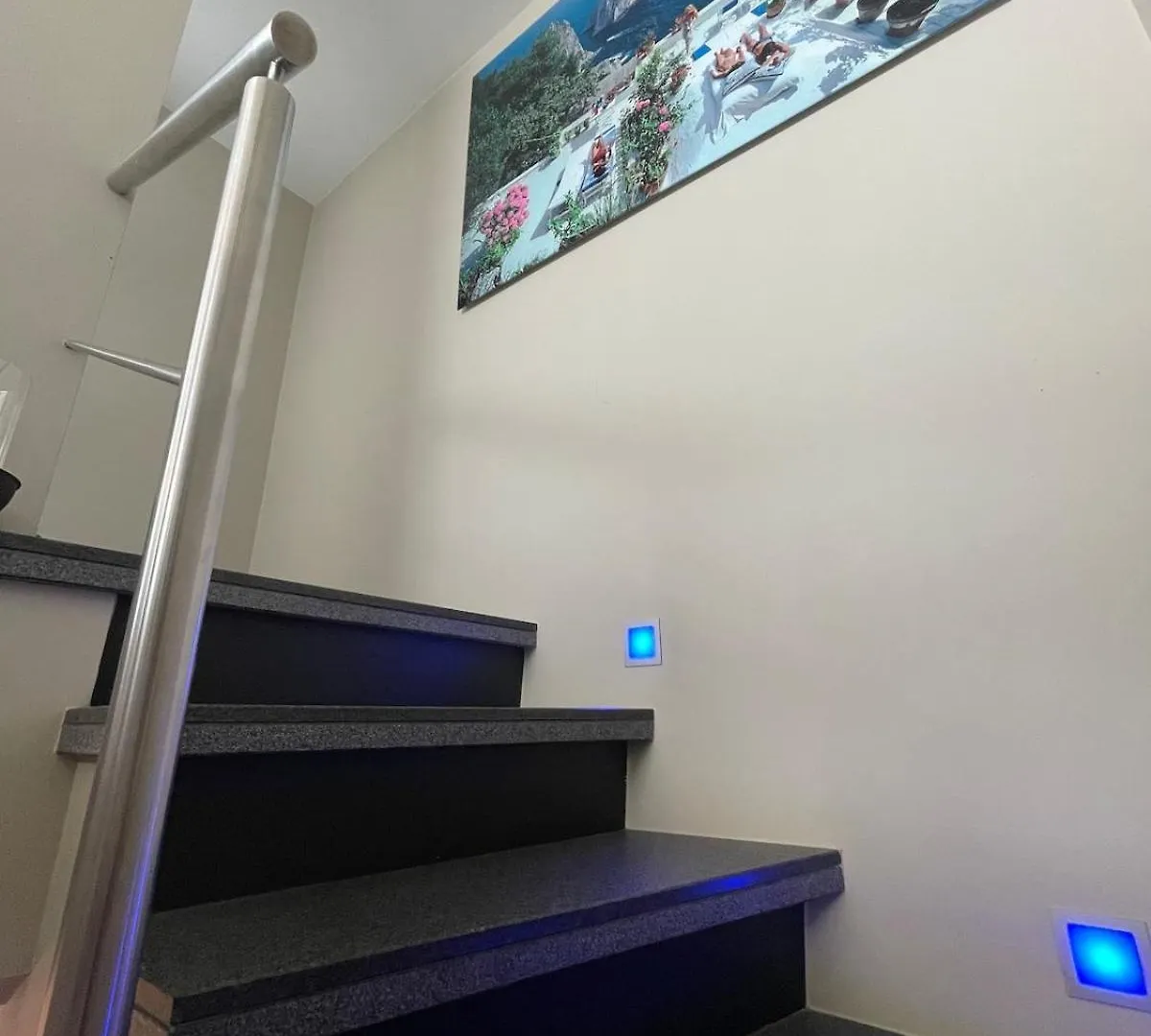 아파트 3 Bedrooms Duplex Penthouse - Monaco Border 2Min Walking Distance 로퀴에브륀캡마르탱 프랑스