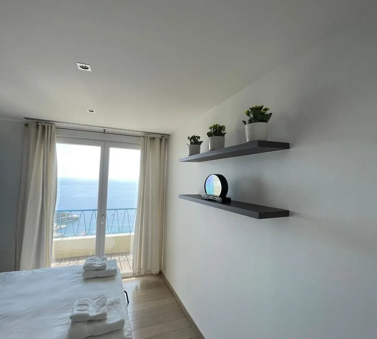 3 Bedrooms Duplex Penthouse - Monaco Border 2Min Walking Distance Roquebrune-Cap-Martin Apartmán