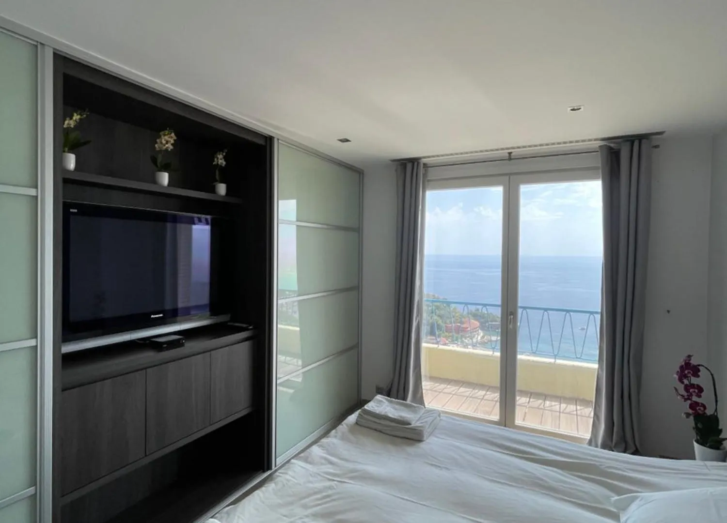 아파트 3 Bedrooms Duplex Penthouse - Monaco Border 2Min Walking Distance 로퀴에브륀캡마르탱 프랑스