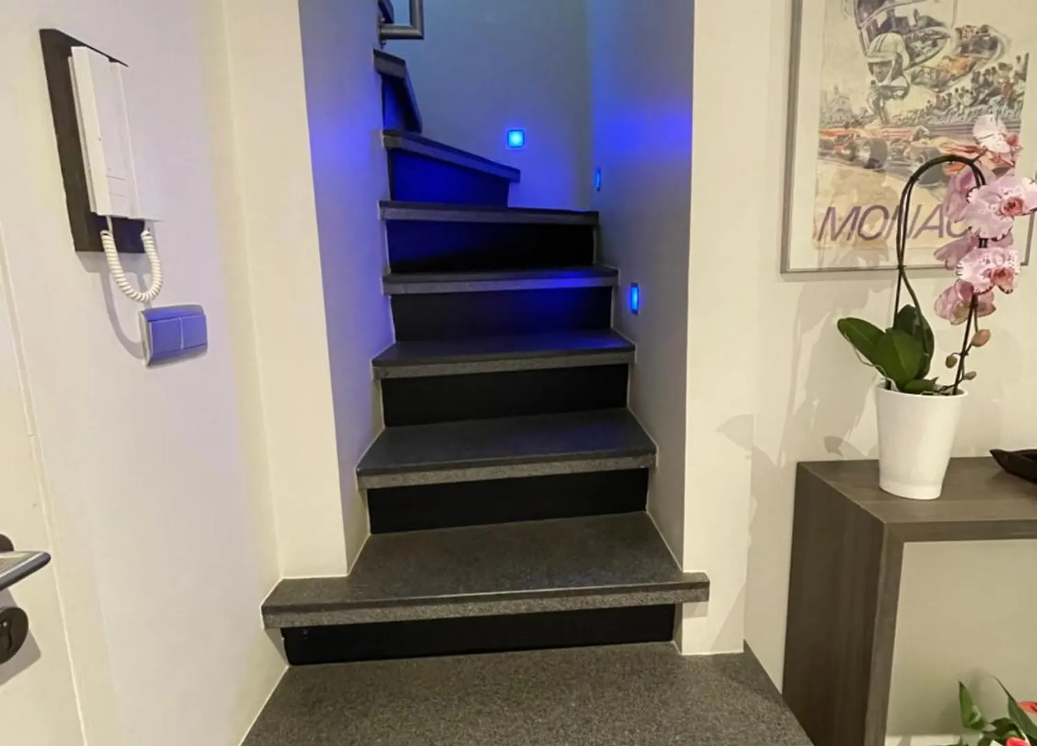 3 Bedrooms Duplex Penthouse - Monaco Border 2Min Walking Distance 로퀴에브륀캡마르탱 0*,  프랑스